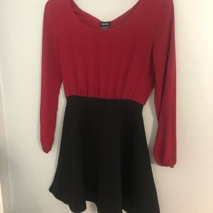 EUC, RUE 21 burgundy/black mini dress, size S